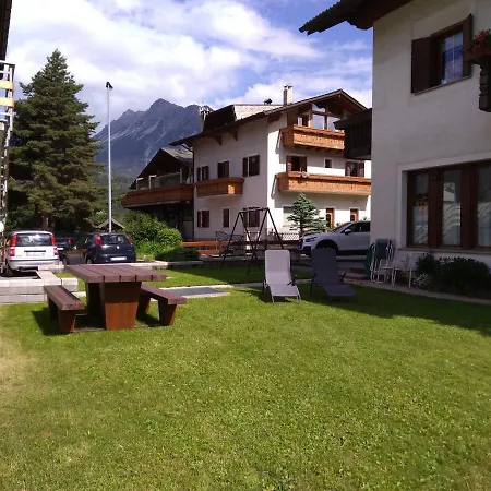 Casa Dello Sciatore Feriehus *